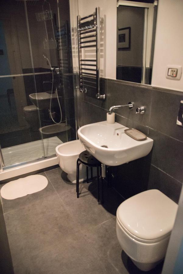 Beautiful And Spacious Apartment Next To Termini 10 Minutes From Coliseum 외부 사진