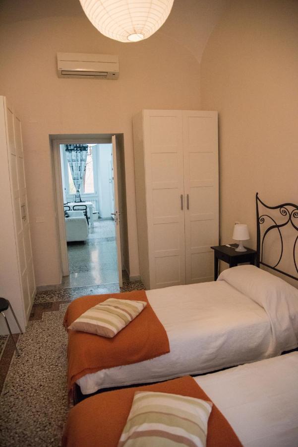 Beautiful And Spacious Apartment Next To Termini 10 Minutes From Coliseum 외부 사진