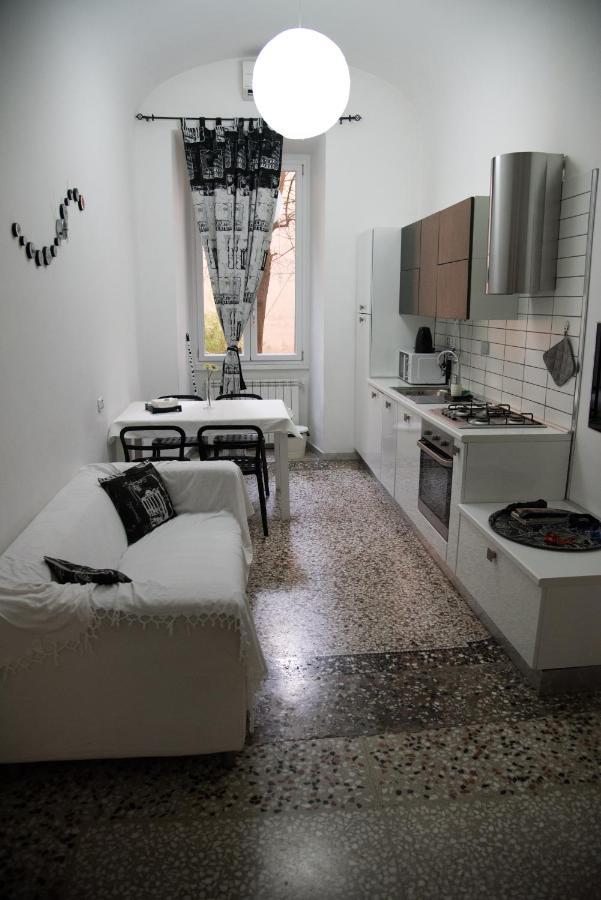 Beautiful And Spacious Apartment Next To Termini 10 Minutes From Coliseum 외부 사진